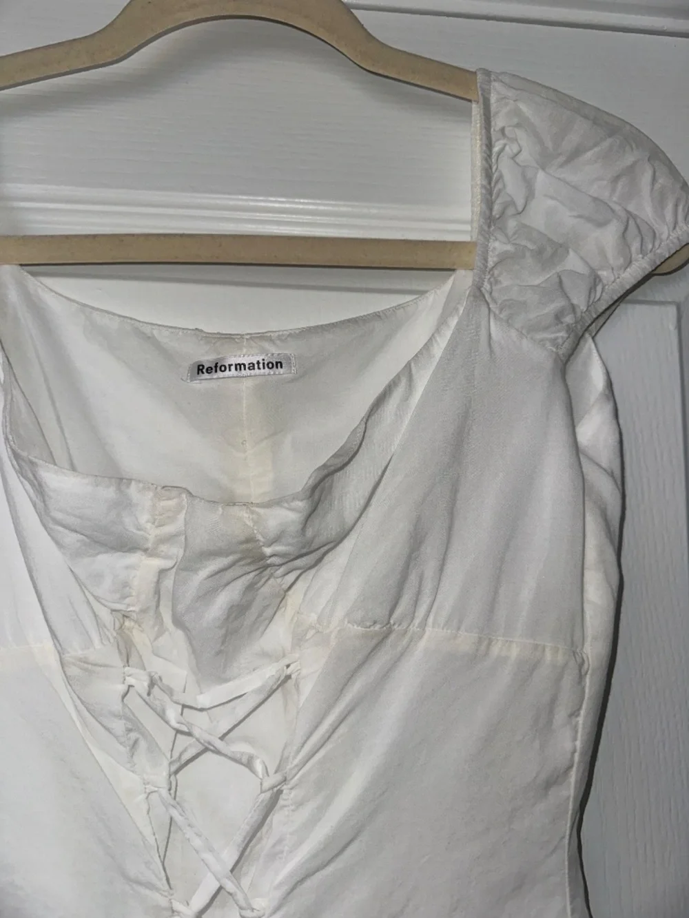 Reformation White corset style Lace up front Milkmaid style top size 10